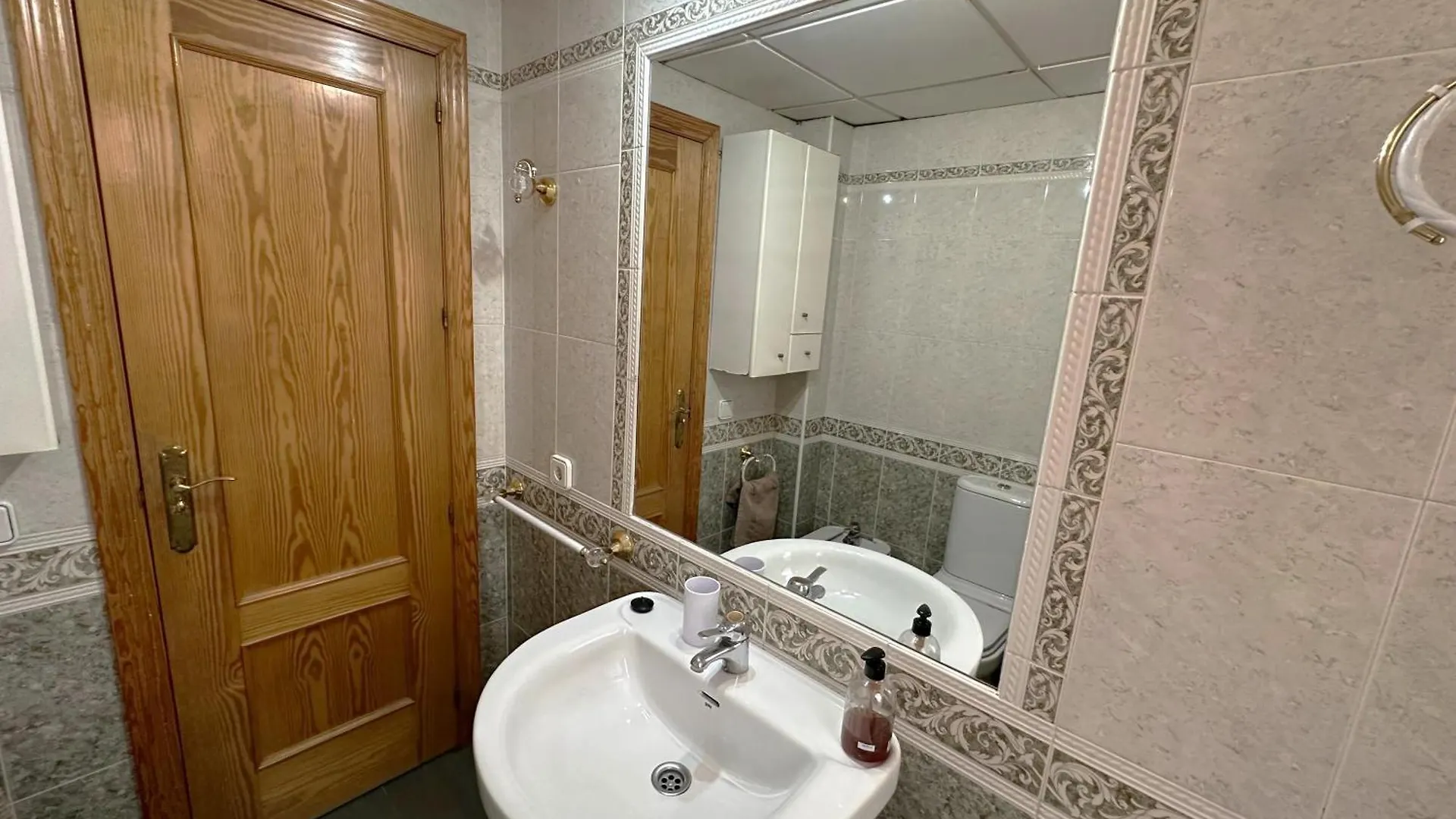 Apartamento Piso a Orillas del Guadalquivir y la Mezquita Córdoba